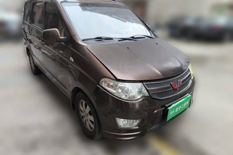 Used Wuling Hongguang 2016 1.5L Restyled S Comfort Version Front Right 45 Deg