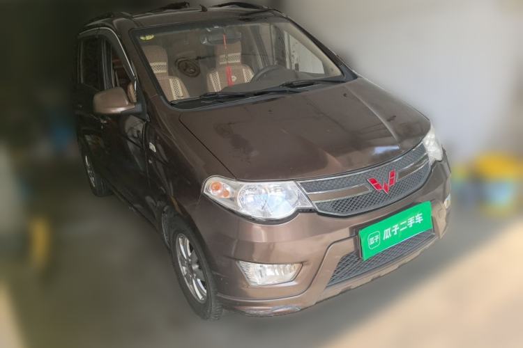 Used Wuling Hongguang 2016 1.5L Restyled S Comfort Version Front Right 45 Deg