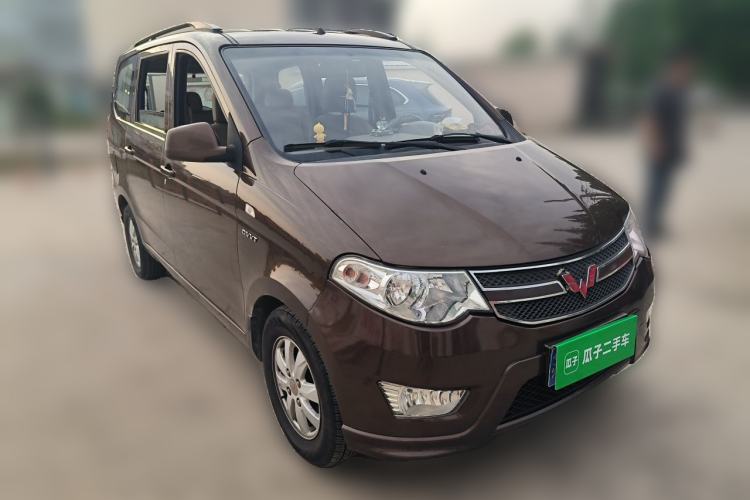 Used Wuling Hongguang 2016 1.5L Restyled S Comfort Version Front Right 45 Deg