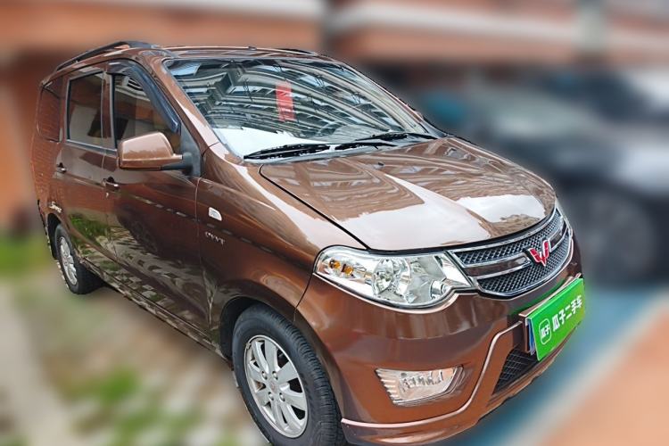 Used Wuling Hongguang 2016 1.5L Restyled S Comfort Version Front Right 45 Deg