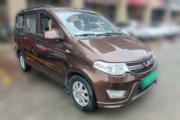 Used Wuling Hongguang 2016 1.5L Restyled S Comfort Version Front Right 45 Deg