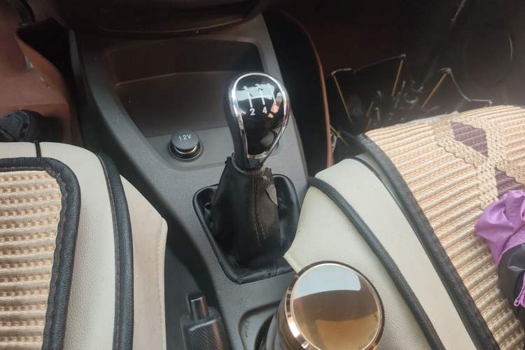 Used Wuling Hongguang 2016 1.5L Restyled S Comfort Version Gear Lever