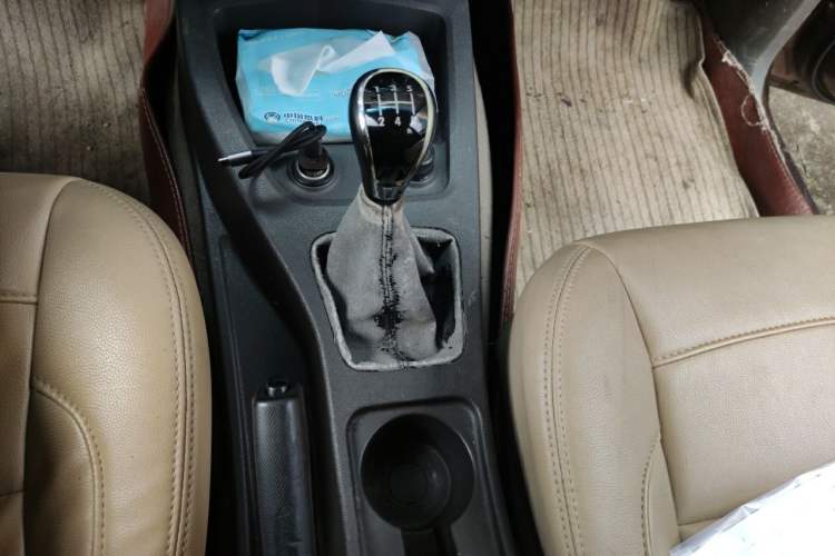 Used Wuling Hongguang 2016 1.5L S Comfort Version Gear Lever