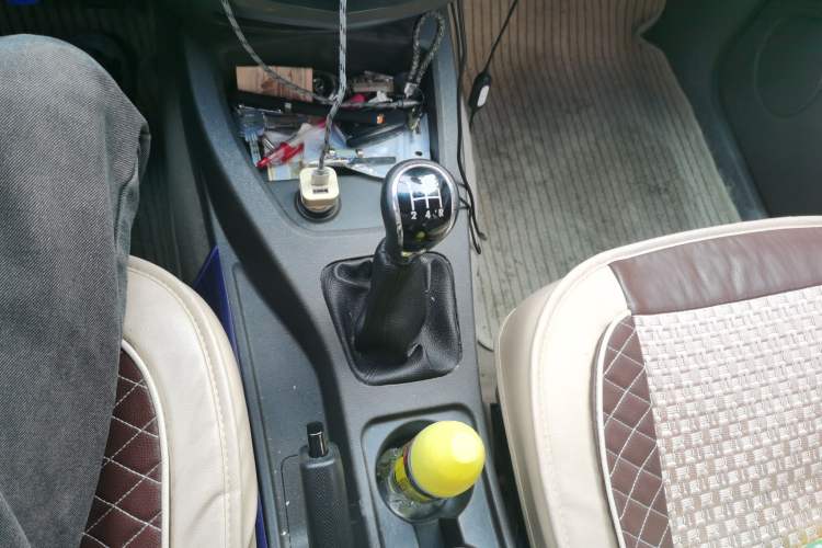 Used Wuling Hongguang 2016 1.5L Restyled S Comfort Version Gear Lever