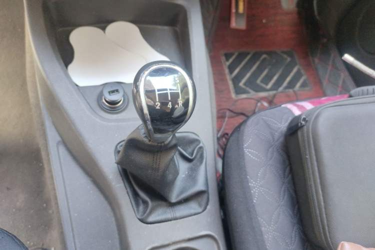 Used Wuling Hongguang 2016 1.5L Restyled S Comfort Version Gear Lever