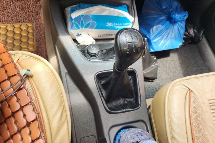 Used Wuling Hongguang 2016 1.5L Restyled S Comfort Version Gear Lever