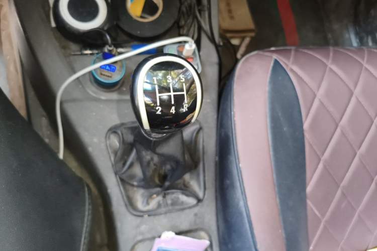 Used Wuling Hongguang 2016 1.5L S Comfort Version Gear Lever