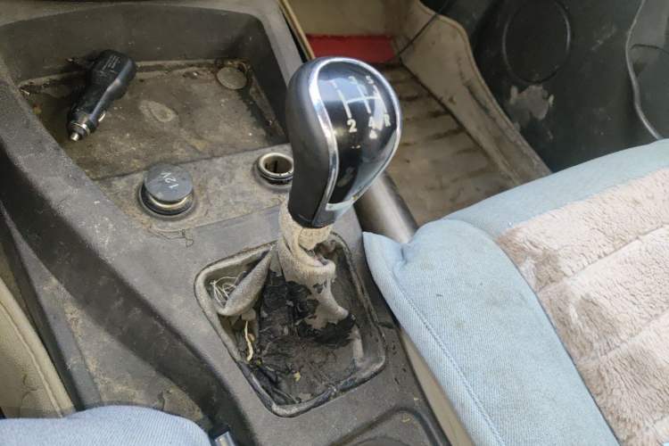 Used Wuling Hongguang 2016 1.5L S Comfort Version Gear Lever