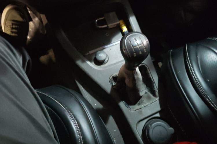 Used Wuling Hongguang 2016 1.5L S Comfort Version Gear Lever