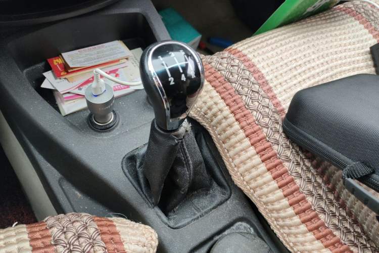 Used Wuling Hongguang 2016 1.5L Restyled S Comfort Version Gear Lever