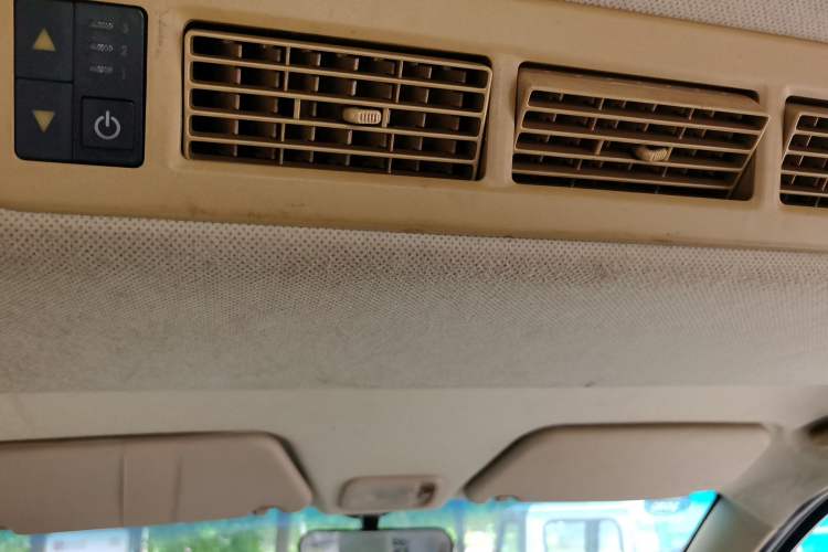 Used Wuling Hongguang 2016 1.5L Restyled S Comfort Version Headliner