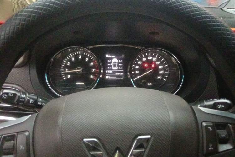Used Wuling Hongguang 2016 1.5L S1 Deluxe Model China V-standard Instrument Cluster