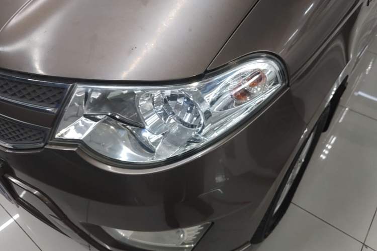 Used Wuling Hongguang 2016 1.5L Restyled S Comfort Version Left Front Headlight
