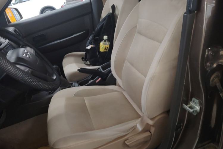 Used Wuling Hongguang 2016 1.5L Restyled S Comfort Version Left Front Seat
