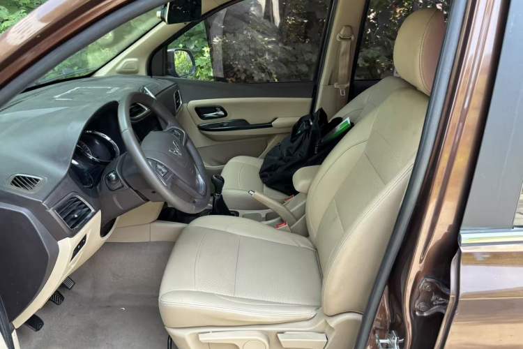 Used Wuling Hongguang 2016 1.5L S1 Deluxe Model China V-standard Left Front Seat