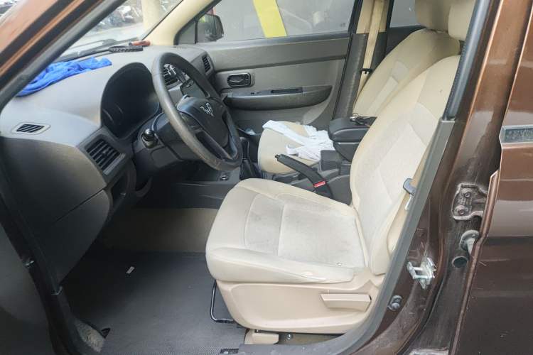 Used Wuling Hongguang 2016 1.5L Restyled S Comfort Version Left Front Seat