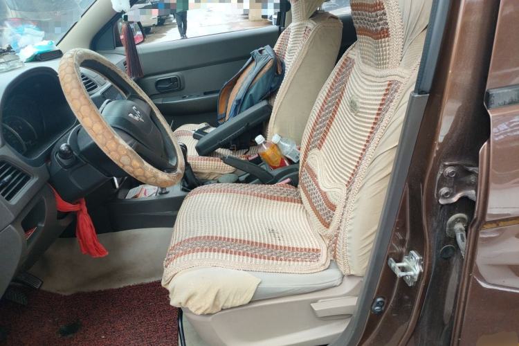Used Wuling Hongguang 2016 1.5L Restyled S Comfort Version Left Front Seat