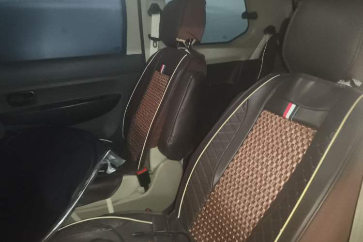 Used Wuling Hongguang 2016 1.5L S Comfort Version Left Rear Seat