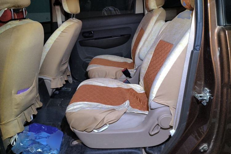 Used Wuling Hongguang 2016 1.5L S Comfort Version Left Rear Seat