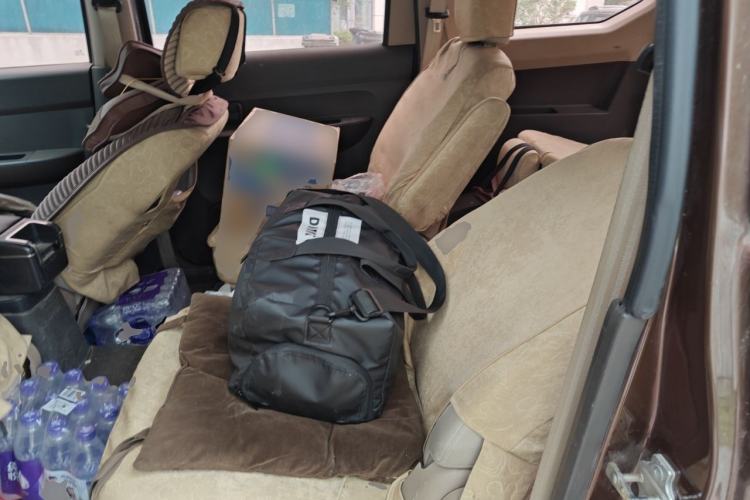 Used Wuling Hongguang 2016 1.5L S Comfort Version Left Rear Seat