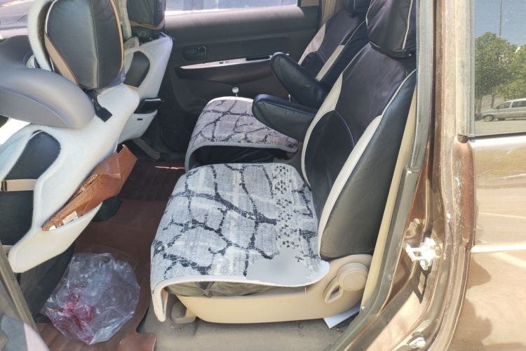 Used Wuling Hongguang 2016 1.5L S Comfort Version Left Rear Seat