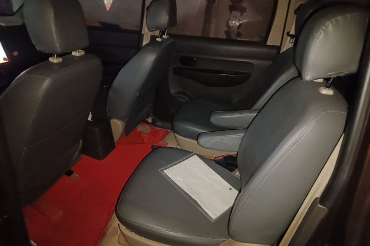 Used Wuling Hongguang 2016 1.5L Restyled S Comfort Version Left Rear Seat