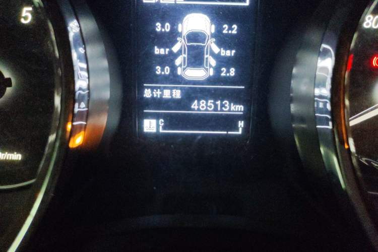 Used Wuling Hongguang 2016 1.5L S1 Deluxe Model China V-standard Odometer Close Up