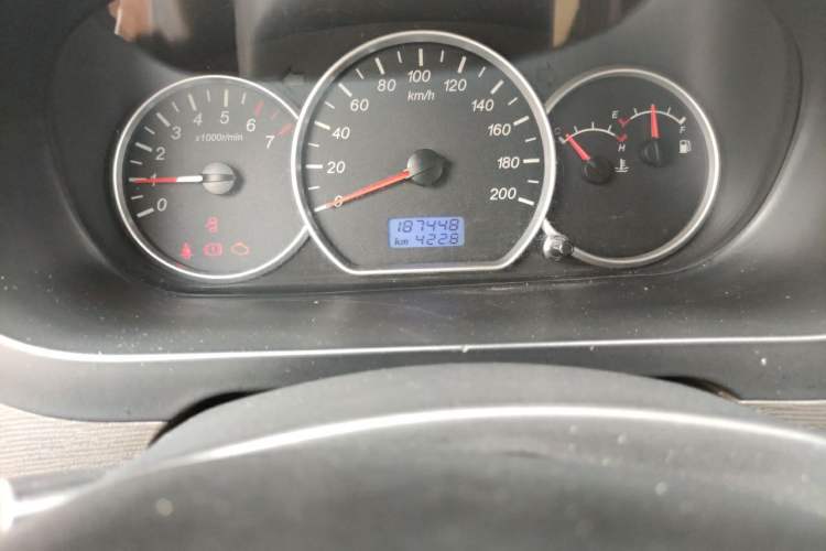 Used Wuling Hongguang 2016 1.5L S Comfort Version Odometer Close Up