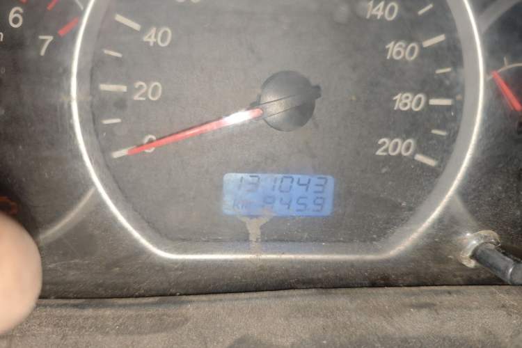 Used Wuling Hongguang 2016 1.5L Restyled S Comfort Version Odometer Close Up