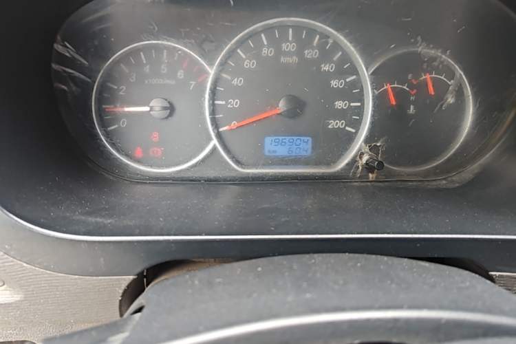 Used Wuling Hongguang 2016 1.5L Restyled S Comfort Version Odometer Close Up