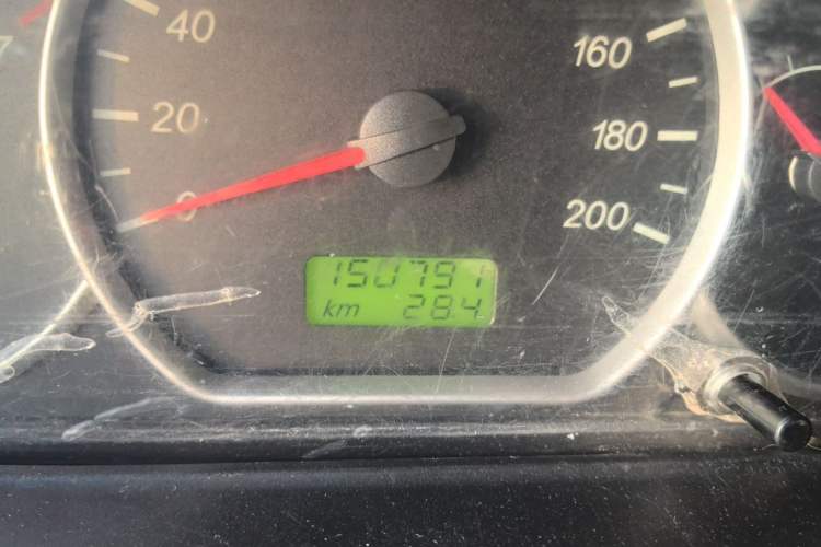 Used Wuling Hongguang 2016 1.5L Restyled S Comfort Version Odometer Close Up