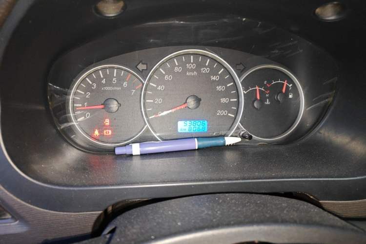 Used Wuling Hongguang 2016 1.5L Restyled S Comfort Version Odometer Close Up