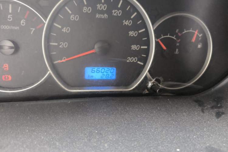 Used Wuling Hongguang 2016 1.5L Restyled S Comfort Version Odometer Close Up