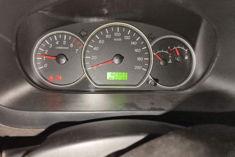 Used Wuling Hongguang 2016 1.5L Restyled S Comfort Version Odometer Close Up