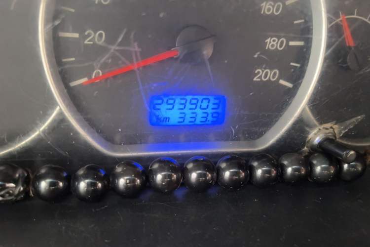 Used Wuling Hongguang 2016 1.5L Restyled S Comfort Version Odometer Close Up