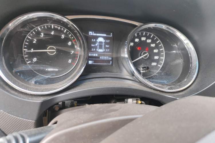 Used Wuling Hongguang 2016 1.5L S1 Deluxe Model China V-standard Odometer Close Up