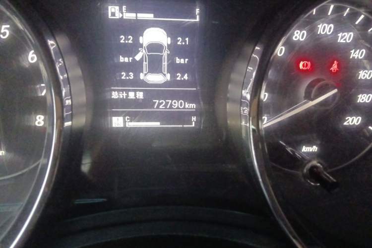 Used Wuling Hongguang 2016 1.5L S1 Deluxe Model China V-standard Odometer Close Up