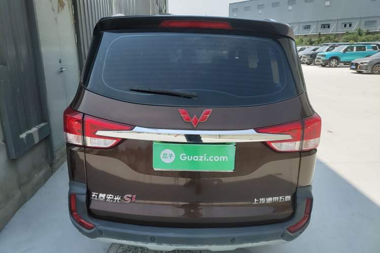 Used Wuling Hongguang 2016 1.5L S1 Deluxe Model China V-standard Rear
