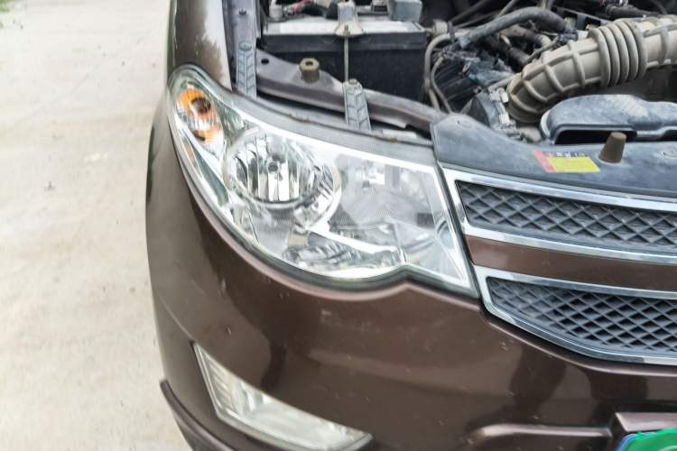 Used Wuling Hongguang 2016 1.5L Restyled S Comfort Version Right Front Headlight
