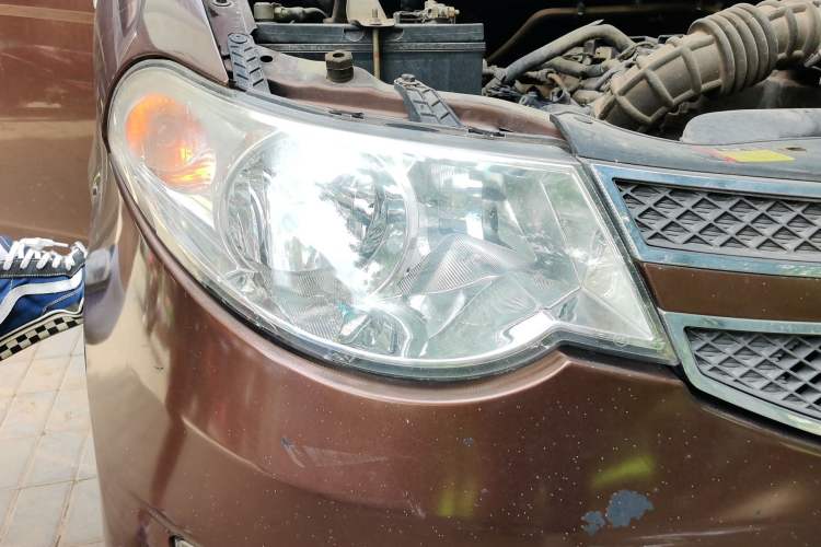 Used Wuling Hongguang 2016 1.5L Restyled S Comfort Version Right Front Headlight