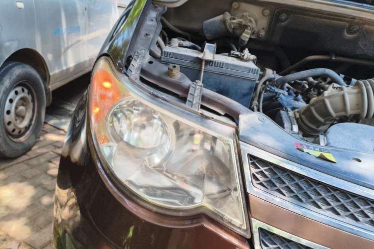 Used Wuling Hongguang 2016 1.5L S Comfort Version Right Front Headlight