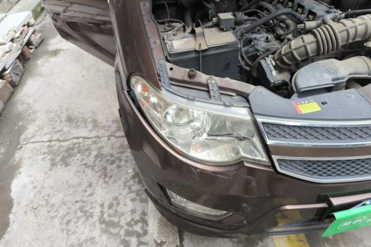 Used Wuling Hongguang 2016 1.5L Restyled S Comfort Version Right Front Headlight