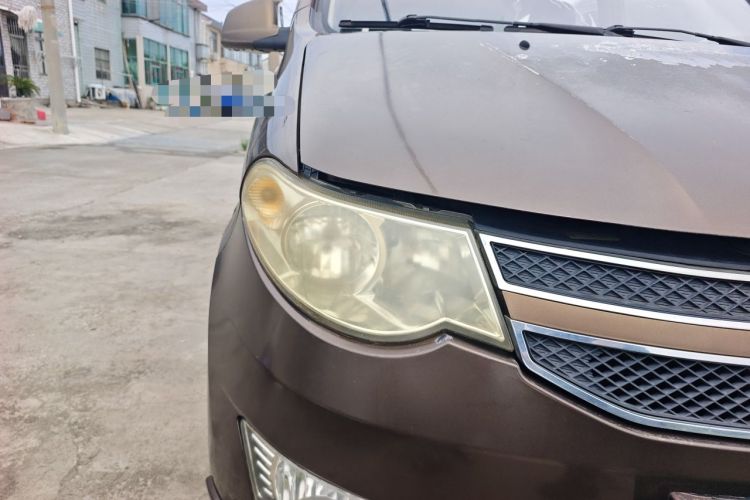 Used Wuling Hongguang 2016 1.5L S Comfort Version Right Front Headlight