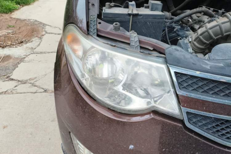 Used Wuling Hongguang 2016 1.5L Restyled S Comfort Version Right Front Headlight