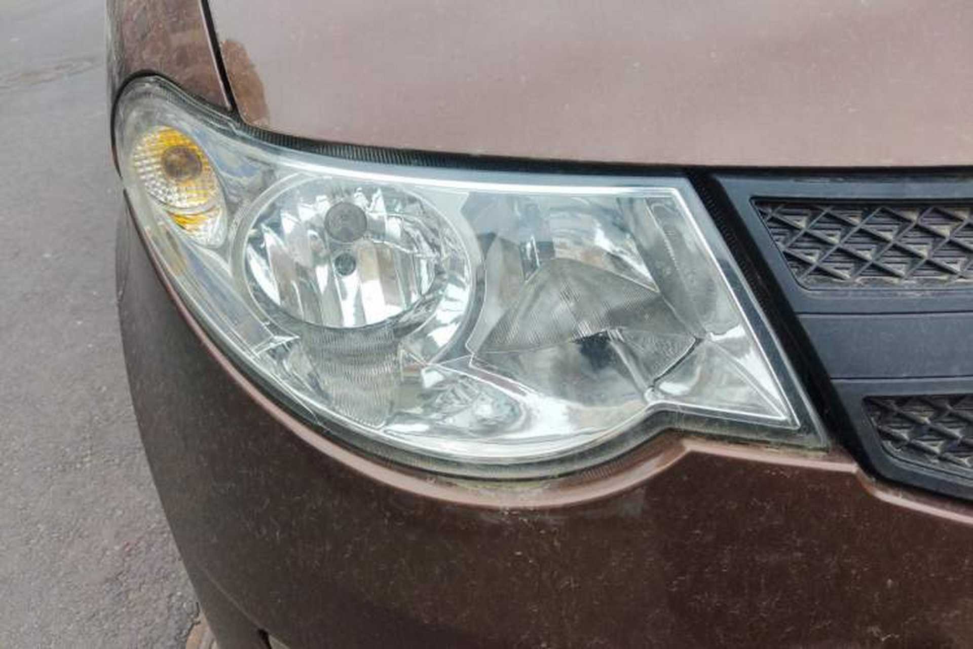 Used Wuling Hongguang 2016 1.5L Restyled S Comfort Version Right Front Headlight