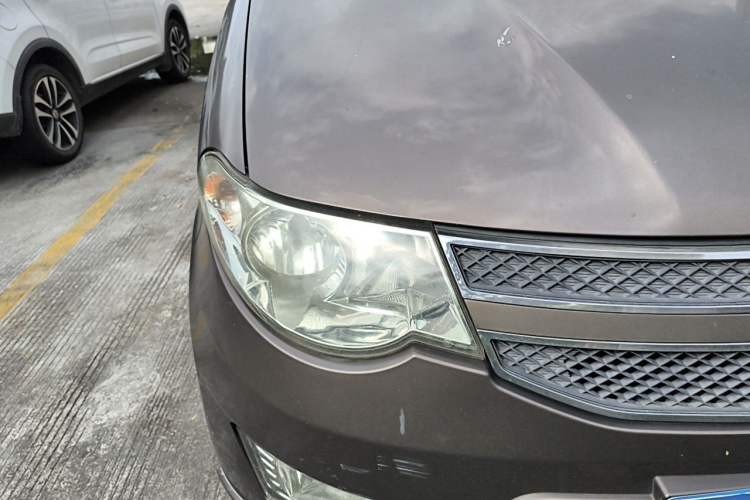 Used Wuling Hongguang 2016 1.5L Restyled S Comfort Version Right Front Headlight