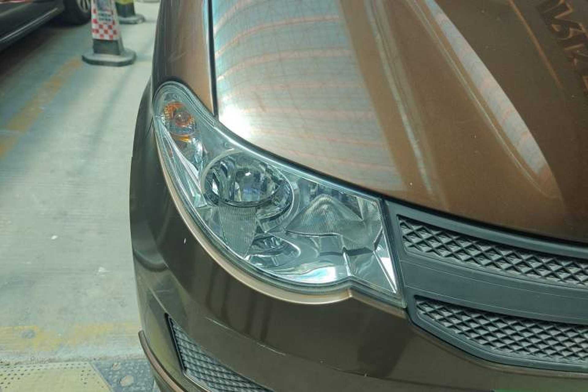 Used Wuling Hongguang 2016 1.5L Restyled S Comfort Version Right Front Headlight