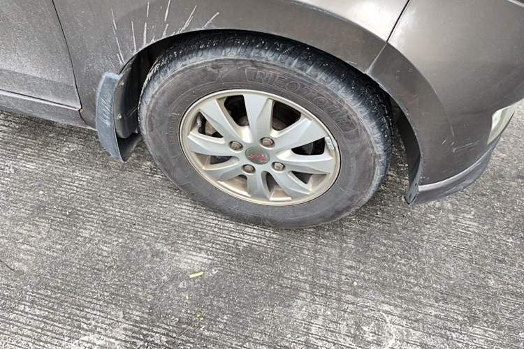 Used Wuling Hongguang 2016 1.5L Restyled S Comfort Version Right Front Wheel Hub