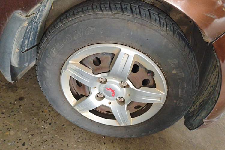 Used Wuling Hongguang 2016 1.5L Restyled S Comfort Version Right Front Wheel Hub