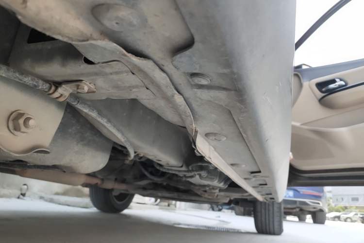 Used Wuling Hongguang 2016 1.5L S1 Deluxe Model China V-standard Right Side Sill